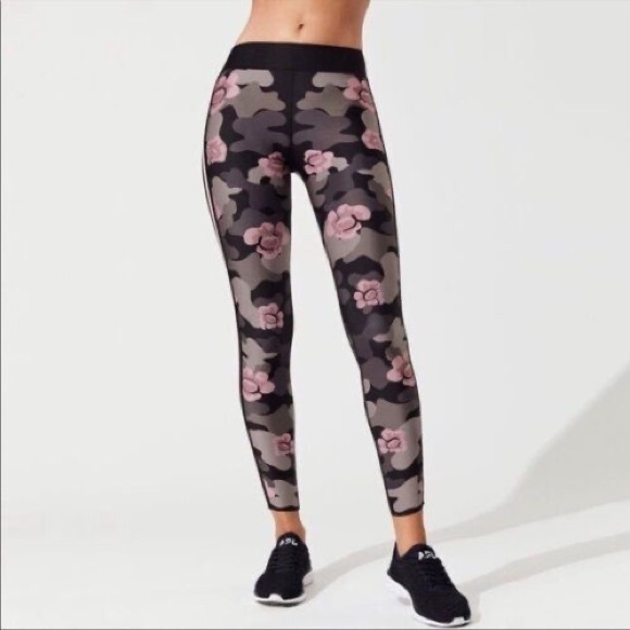 Ultracor Flower Camo Leggings, Compression - Picture 12 of 12